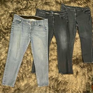 3 pairs woman’s jeans size 24W